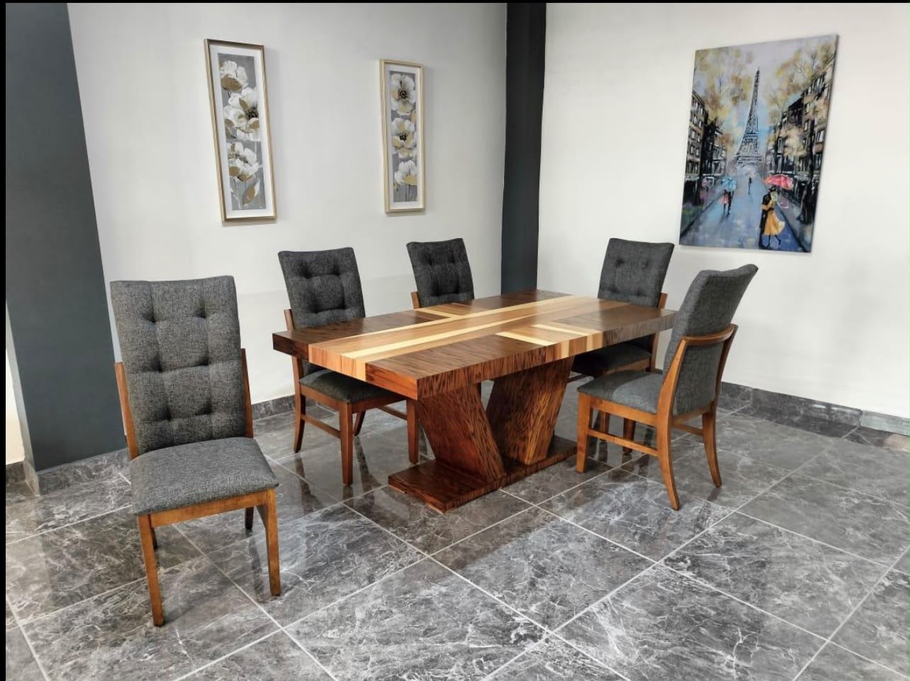 MESA FRANCIA DE 6, CHAPA ENCINO Y PAROTA SALVAJE, COLOR NOGAL 