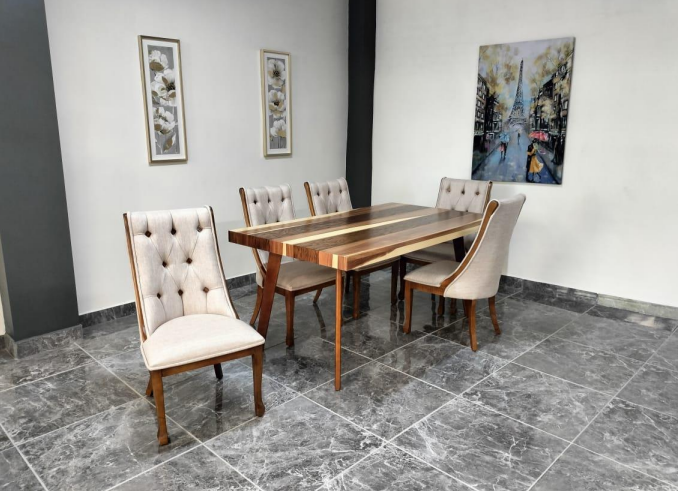MESA MONTANA DE 6, CHAPA ENCINO Y PAROTA SALVAJE