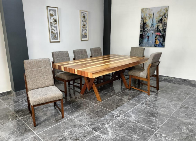MESA MONTERREY DE 8, CHAPA PAROTA SALVAJE