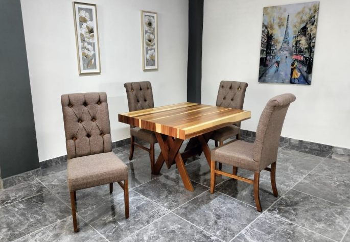 MESA MONTERREY DE 4, CHAPA PAROTA SALVAJE