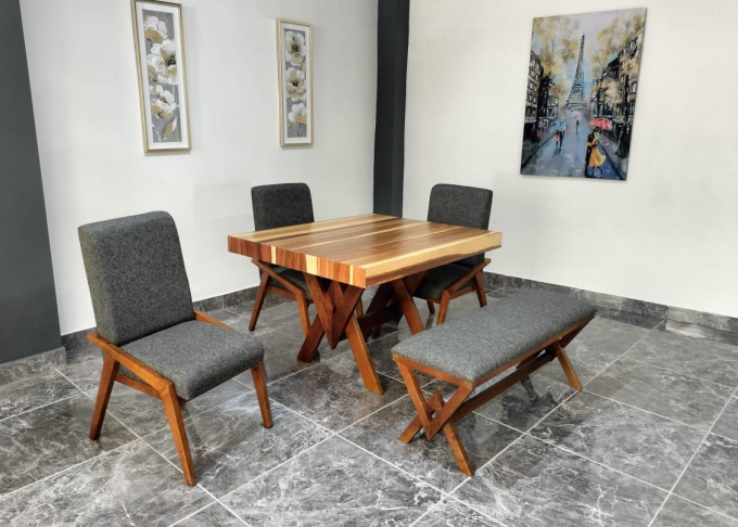 MESA MONTERREY DE 4, CHAPA PAROTA SALVAJE