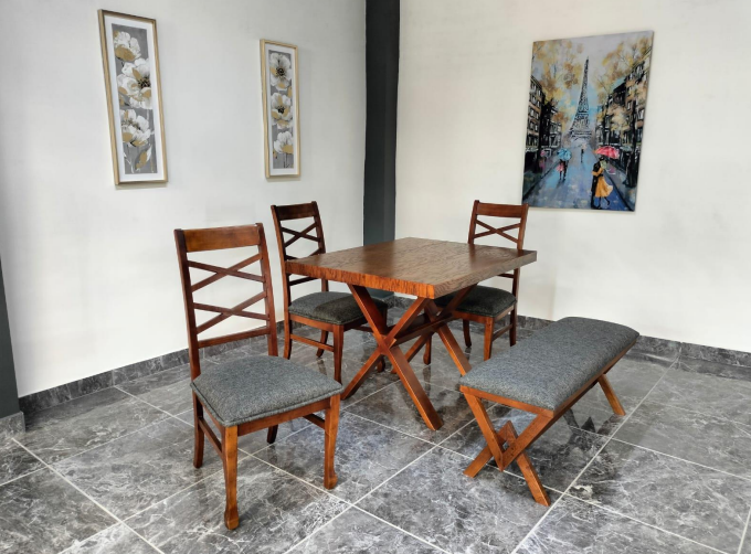 MESA VENECIA DE 4, CHAPA ENCINO, COLOR  NOGAL 