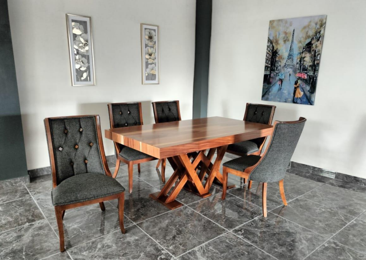 MESA VELAGUI DE 6, CHAPA DE PAROTA SALVAJE 