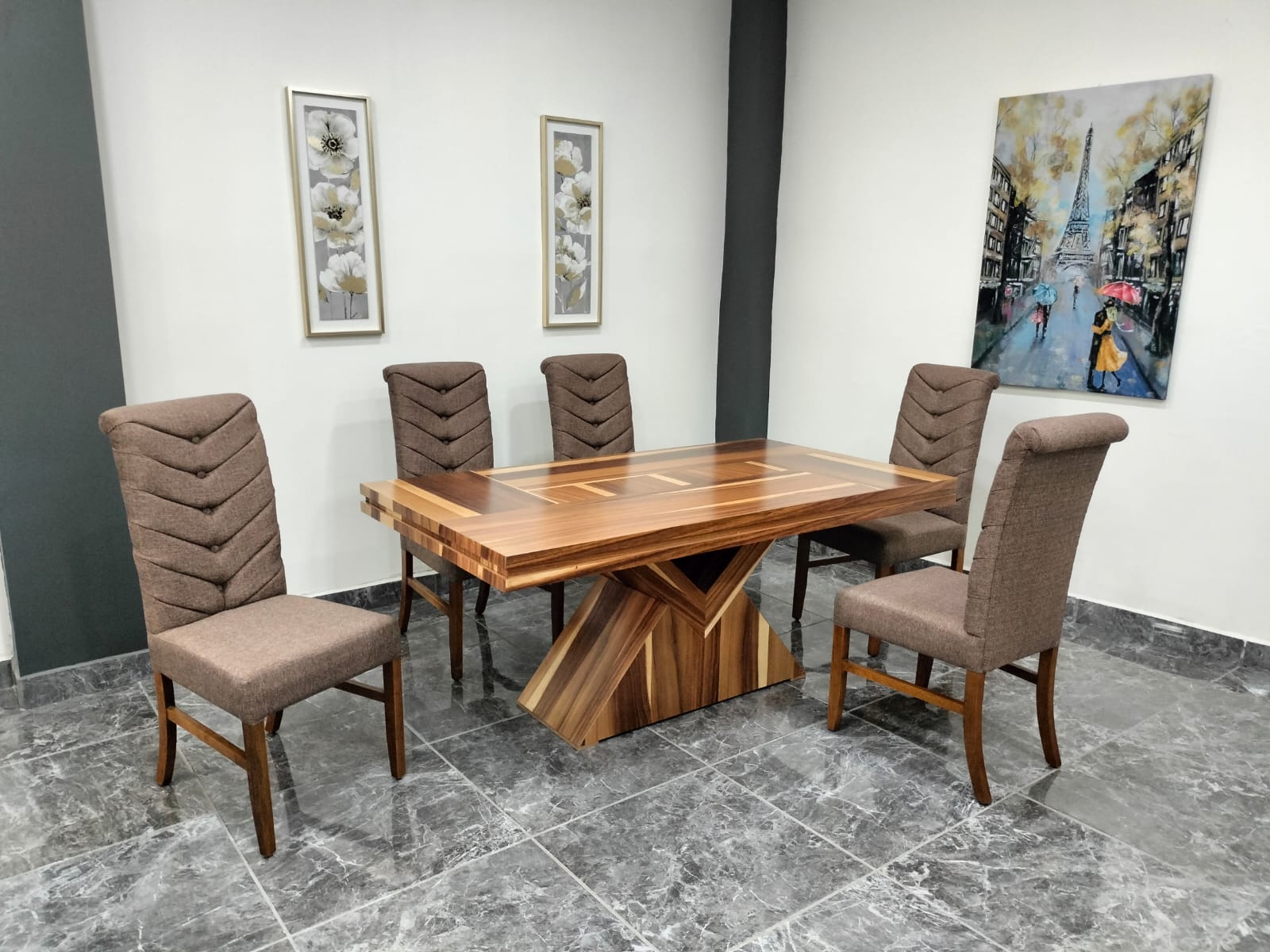 MESA EMILI DE 6, CHAPA DE PAROTA SALVAJE