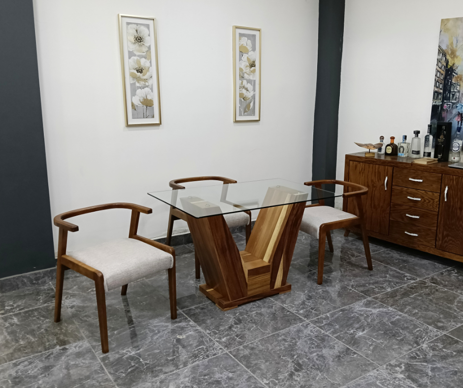 MESA LEVI DE 4, CUBIERTA DE CRISTAL 