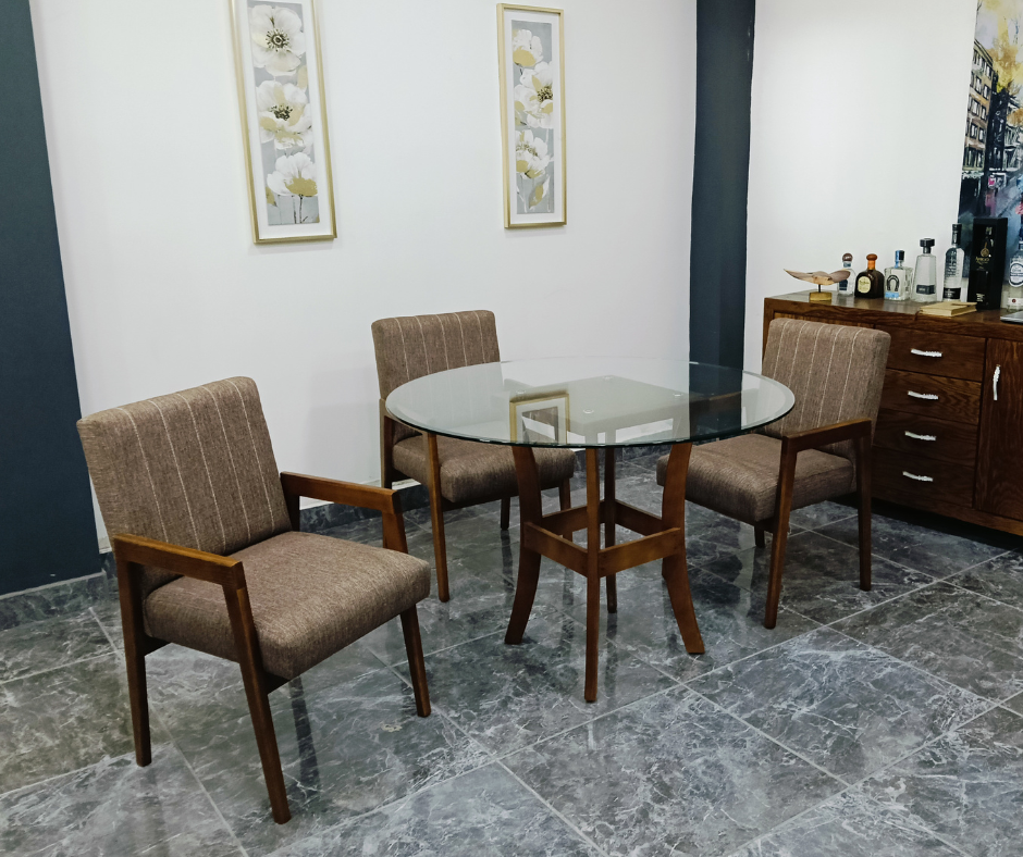 MESA TULUM DE 4, CUBIERTA DE CRISTAL 